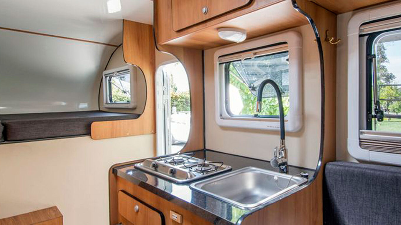 4x4 camper i Chile - den perfekte autocamper til 2 personer. Optimal til eventyr i Torres del Paine og Patagonien eller i Atacama ørkenen.