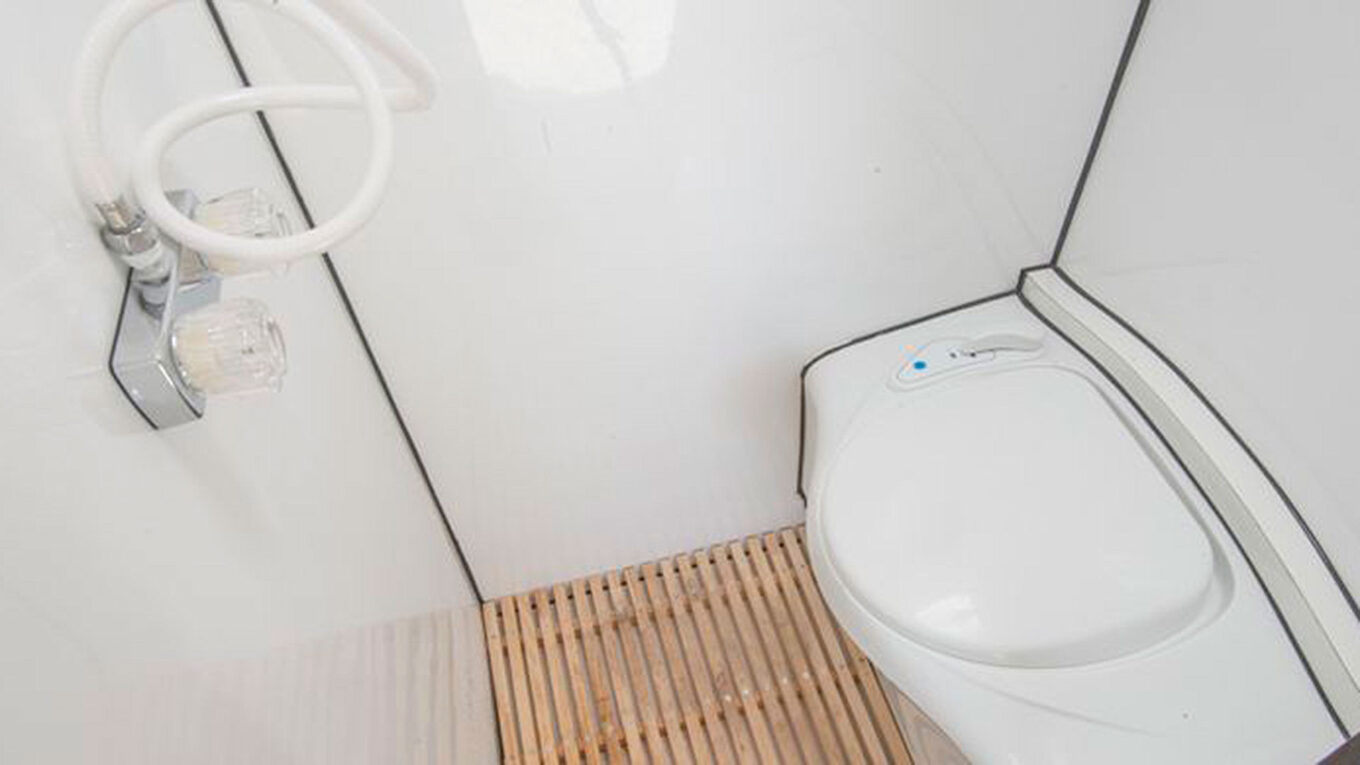 4x4 camper i Chile - den perfekte autocamper til 2 personer. Optimal til eventyr i Torres del Paine og Patagonien eller i Atacama ørkenen.