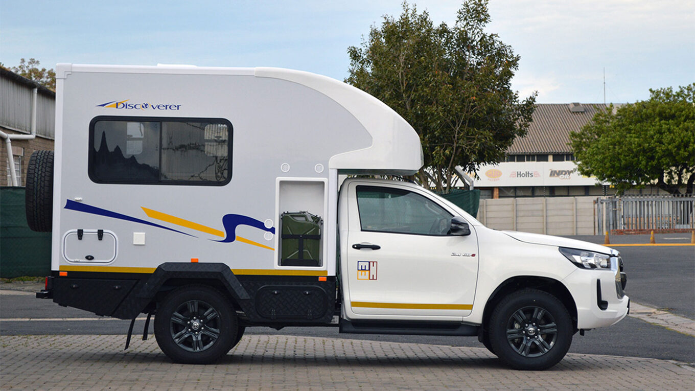Truck camper i Sydafrika og Namibia - den perfekte autocamper til 2 personer. Optimal til afrikanske roadtrips langs Garden Route eller på ørkeneventyr - måske kombineret med safari og vineventyr.