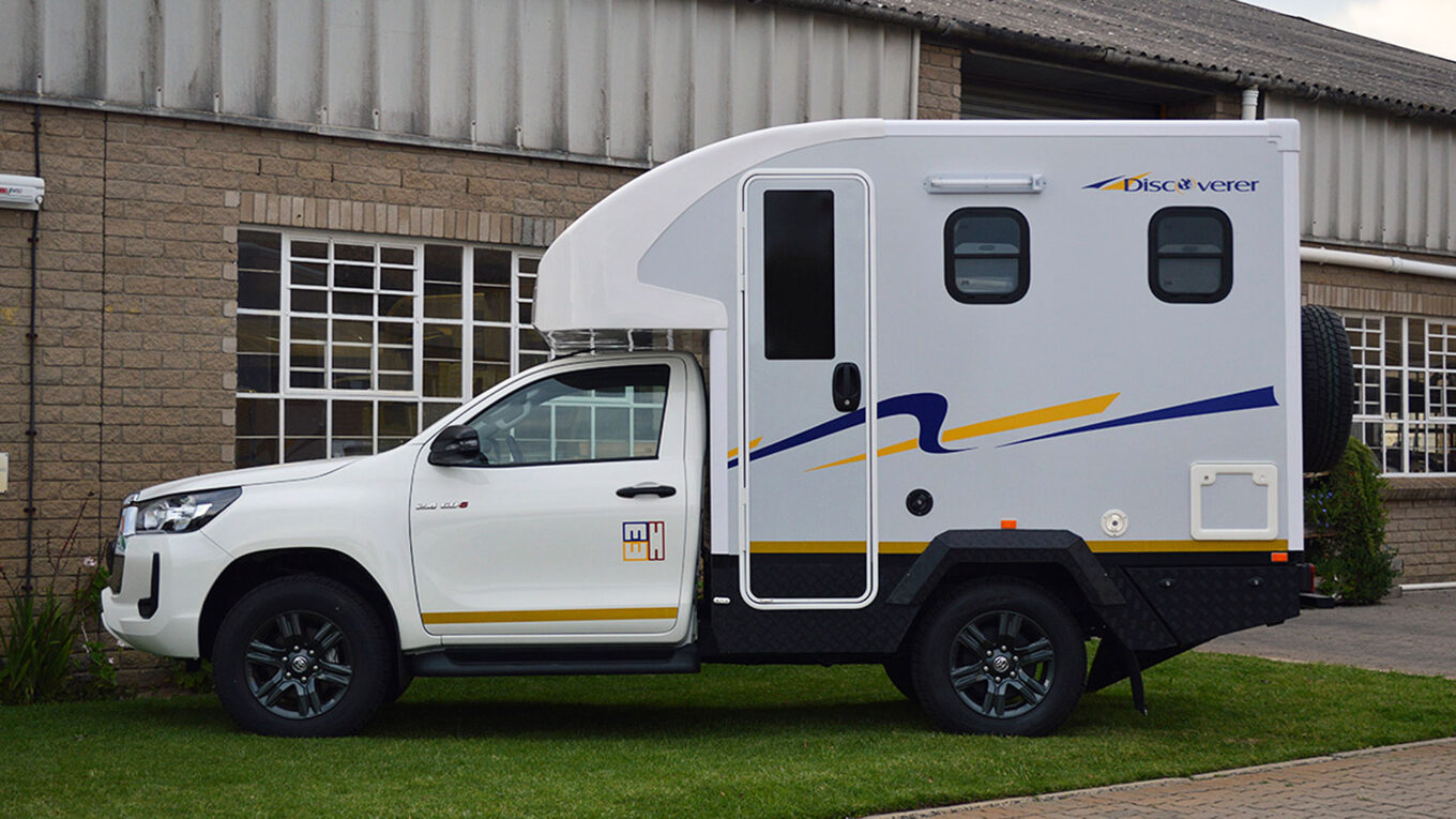 Truck camper i Sydafrika og Namibia - den perfekte autocamper til 2 personer. Optimal til afrikanske roadtrips langs Garden Route eller på ørkeneventyr - måske kombineret med safari og vineventyr.