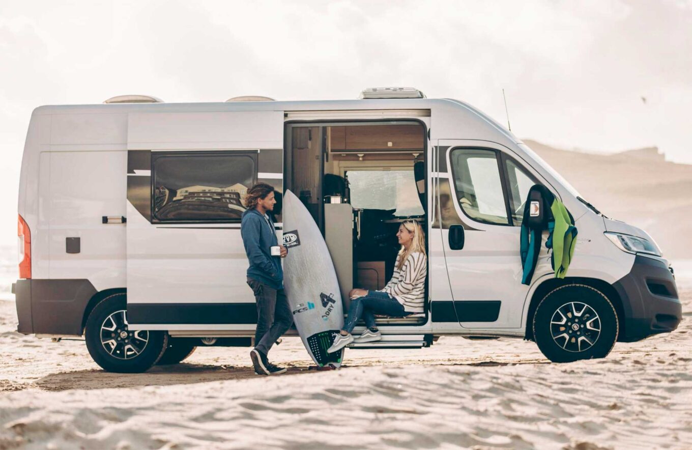 campervan surftur ved stranden