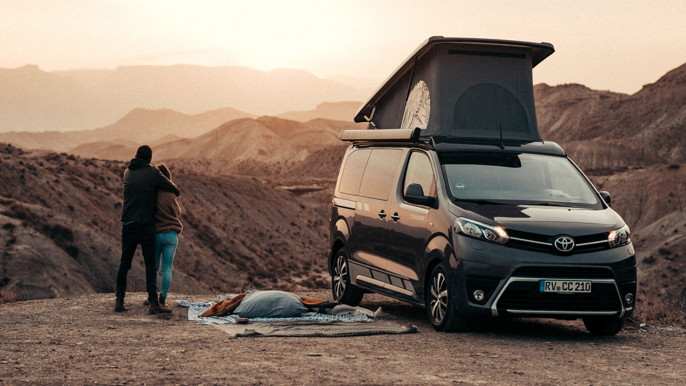 Campingbil i Europa uden toilet og bad