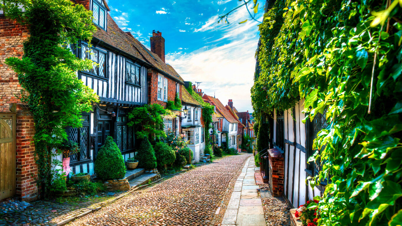 England - lej en autocamper og kør rundt i de hyggelige og smukke landskaber.