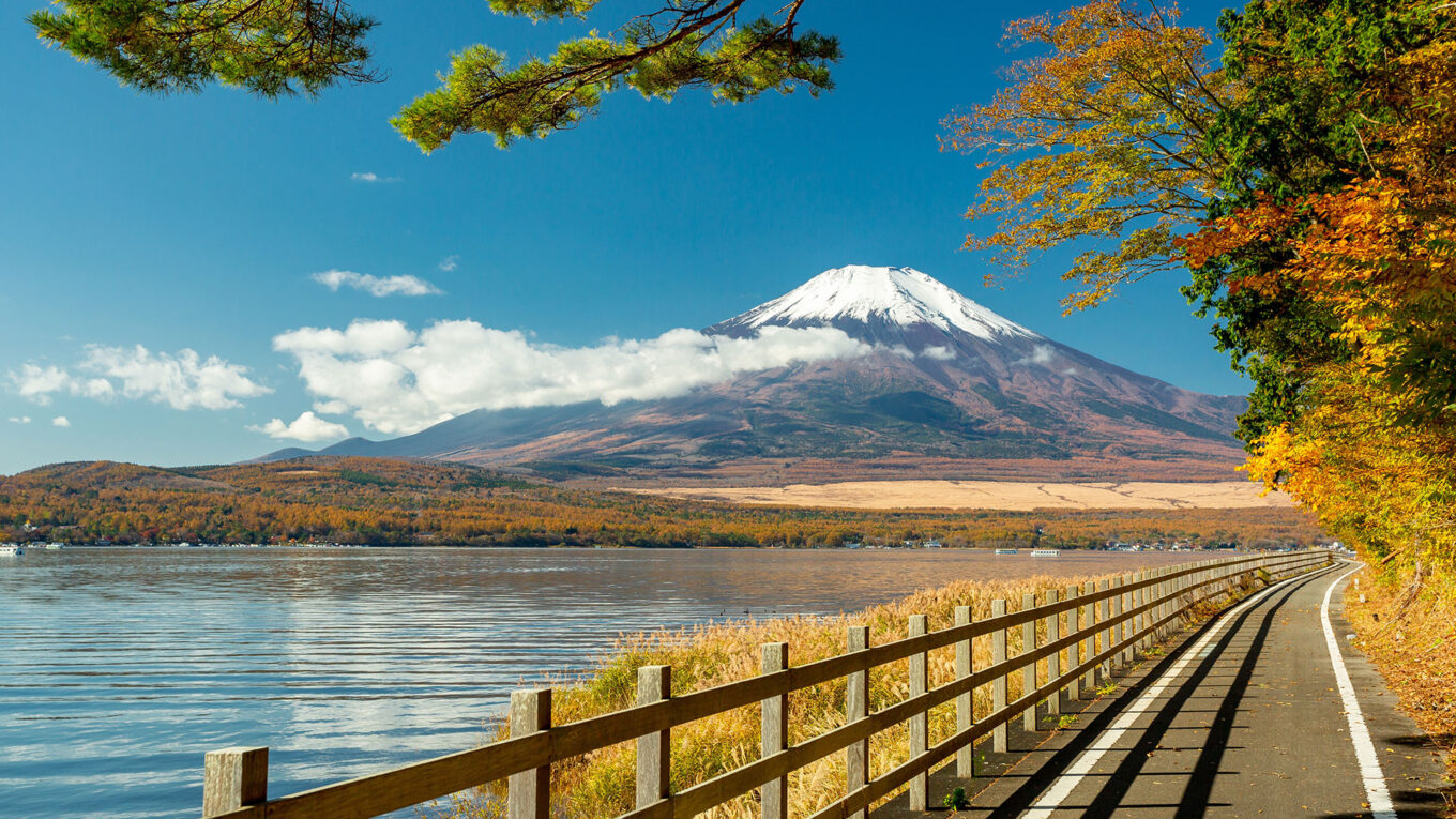 Japan - lej en autocamper og tag på en anderledes autocamperferie hvor du kommer langt væk fra de klassiske turistmål. Tag på camping i Japan.