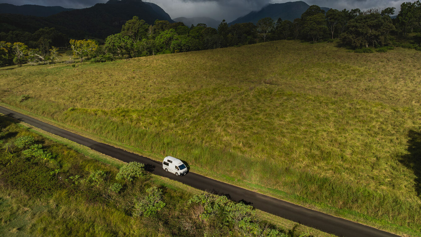 Lille campervan i Australien og New Zealand uden toilet og bad. Simpel autocamper til dig der har fokus på budget og enkelhed.