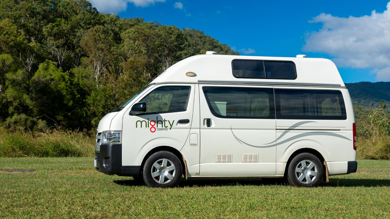 Lille campervan i Australien og New Zealand uden toilet og bad. Simpel autocamper til dig der har fokus på budget og enkelhed.