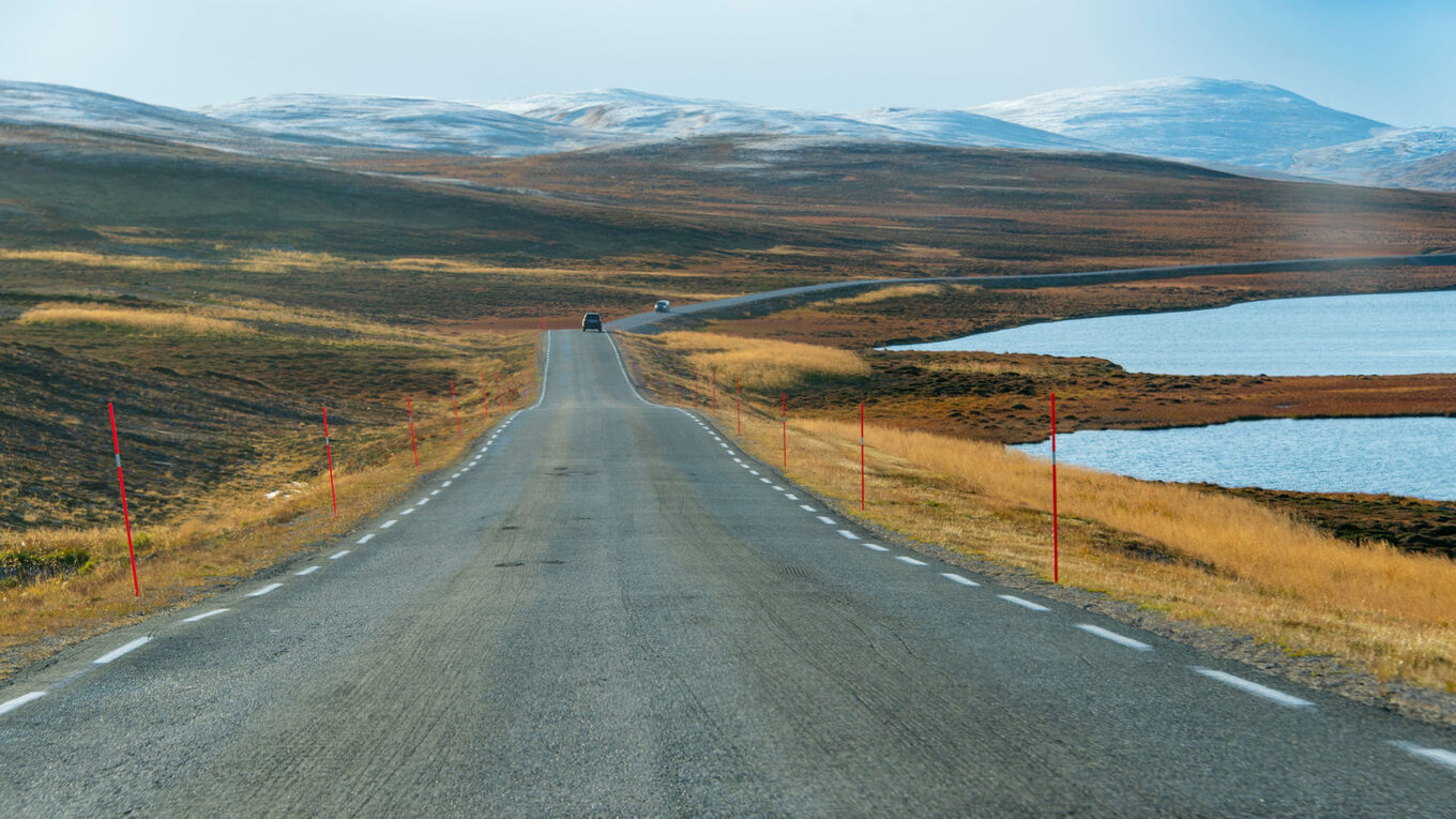 Norge er skabt til ferie i autocamper. Lej en autocamper i Norge og oplev fjord og fjeld fra dit eget hjem på hjul.